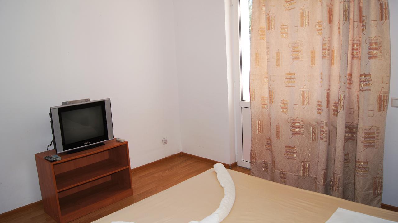 Hotel Sharmat ピツンダ エクステリア 写真